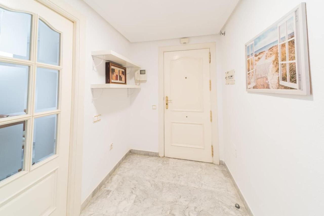 Expoholidays - Plaza Santa Rita Appartement