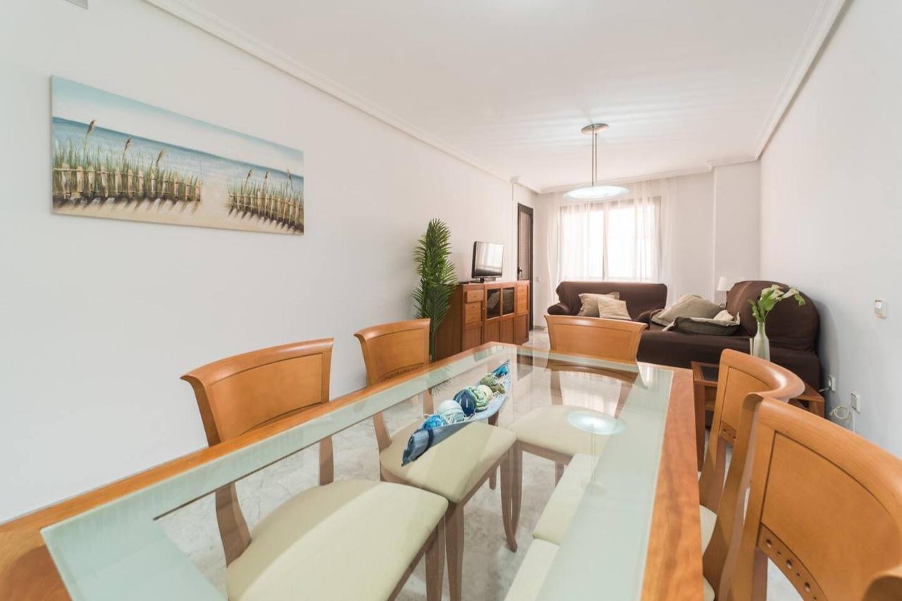 Expoholidays - Plaza Santa Rita Appartement