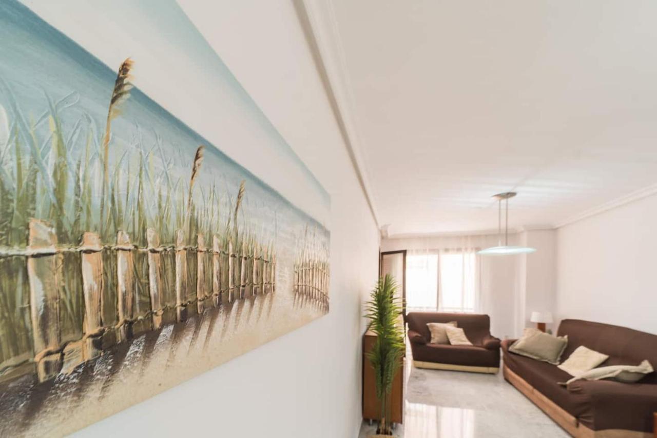 Expoholidays - Plaza Santa Rita Appartement
